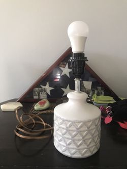 Table lamp
