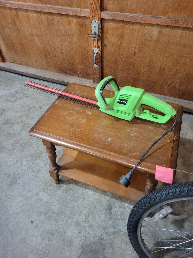 Hedge Trimmer