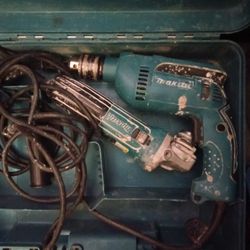 Makita Angle Grinder And Spade Drill