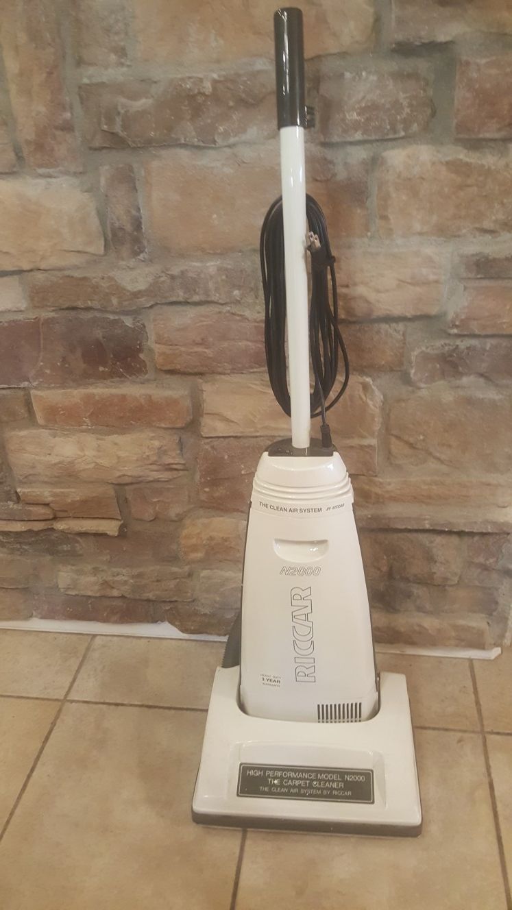 Riccar N2000 commercial vacuum cleaner for Sale in Chandler, AZ OfferUp