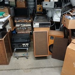 Yamaha RX-V2095 Receiver.. Call 