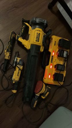 Dewalt Tools 🔧