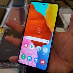 Samsung Galaxy A51  , Unlocked   for all Company Carrier ,  Excellent Condition  Like New