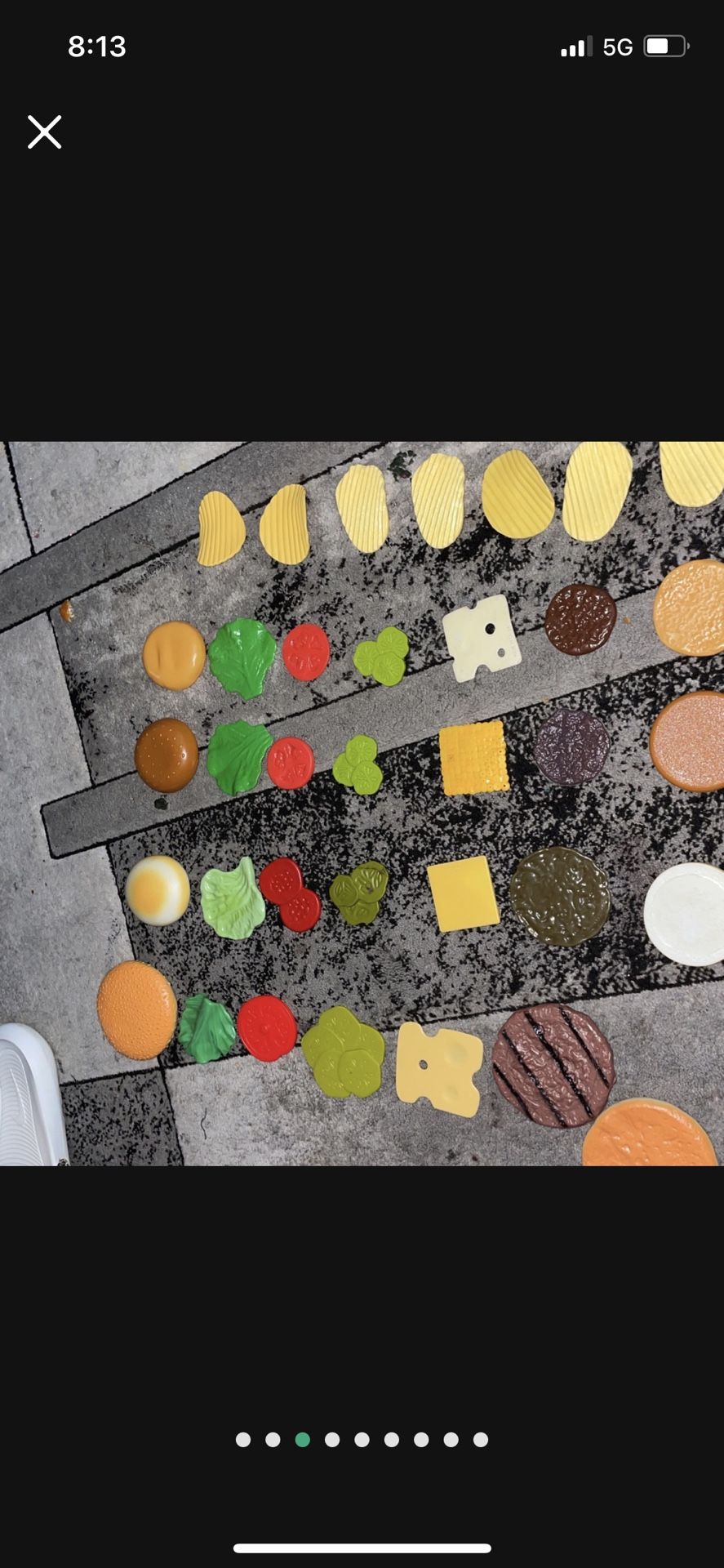 Play Cheese Burgers An Chips Set All $6