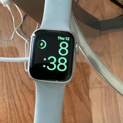 Apple Watch  SE Series