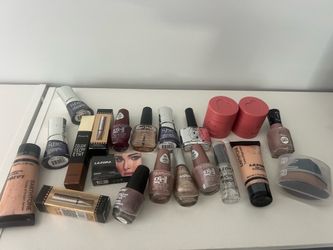 Makeup bundle