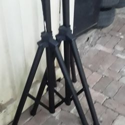 2 Brand New Tripod Speaker Stands 