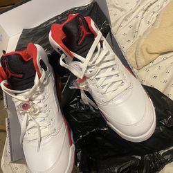Jordan 5s Fire Red