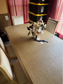 Dining room set with China Cabinet