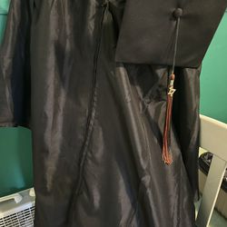 2 Cap And Gown Black 