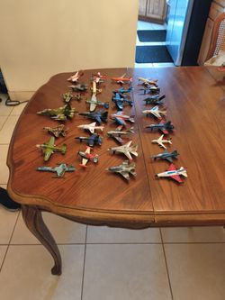 Collection of  29 Metal Airplanes 150..00