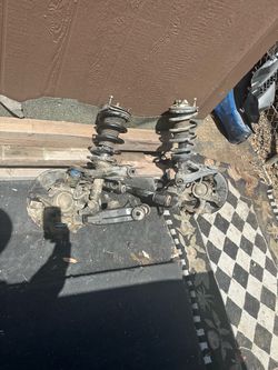 2010 Toyota tacoma.  Front. Suspensión.