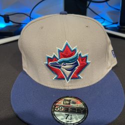 Toronto Blue Jays Fitted Cap  7 1/2