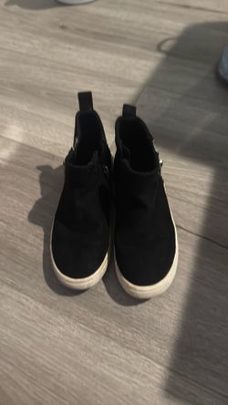 Kelly and Katie girls boots size 12