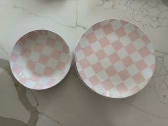 Pink checkered plates