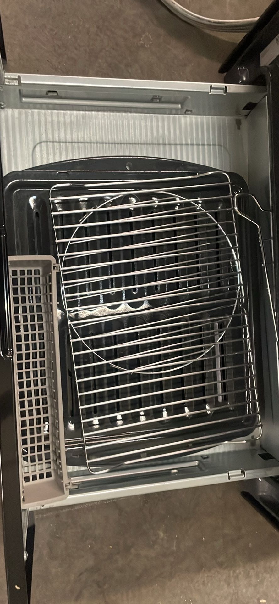 Kitchen aide Stove KFEG500EBL2 90 Day Warranty $450