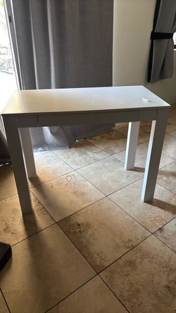 Used desk