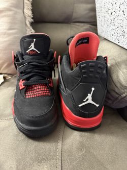 Jordan 4 Red Thunder