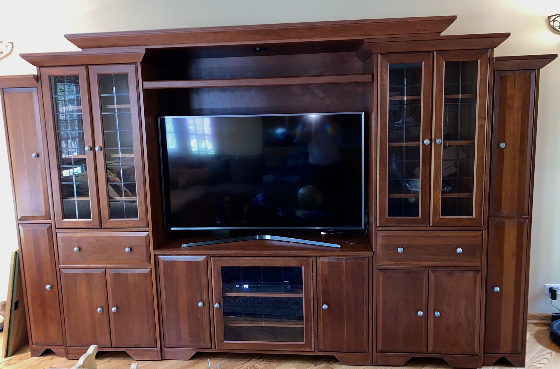 Full Entertainment System- Customizable Each Section Can Detach 