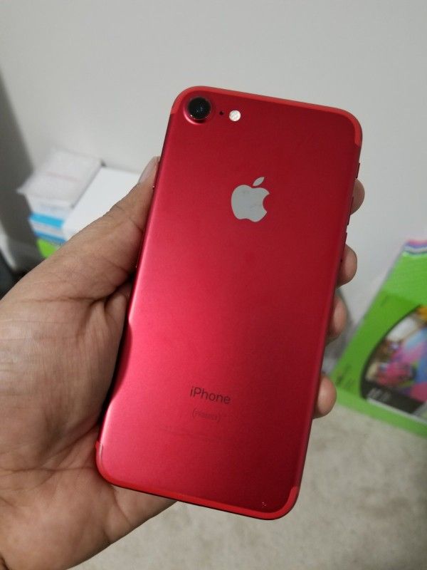 iPhone 7, Factorý Únlocked.. Excellent Condition..