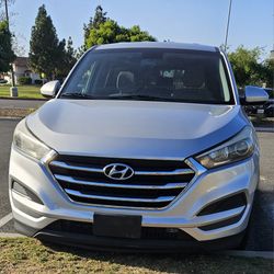 2016 HYUNDAI  Tucson 
