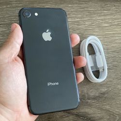iPhone 8 64GB UNLOCKED 