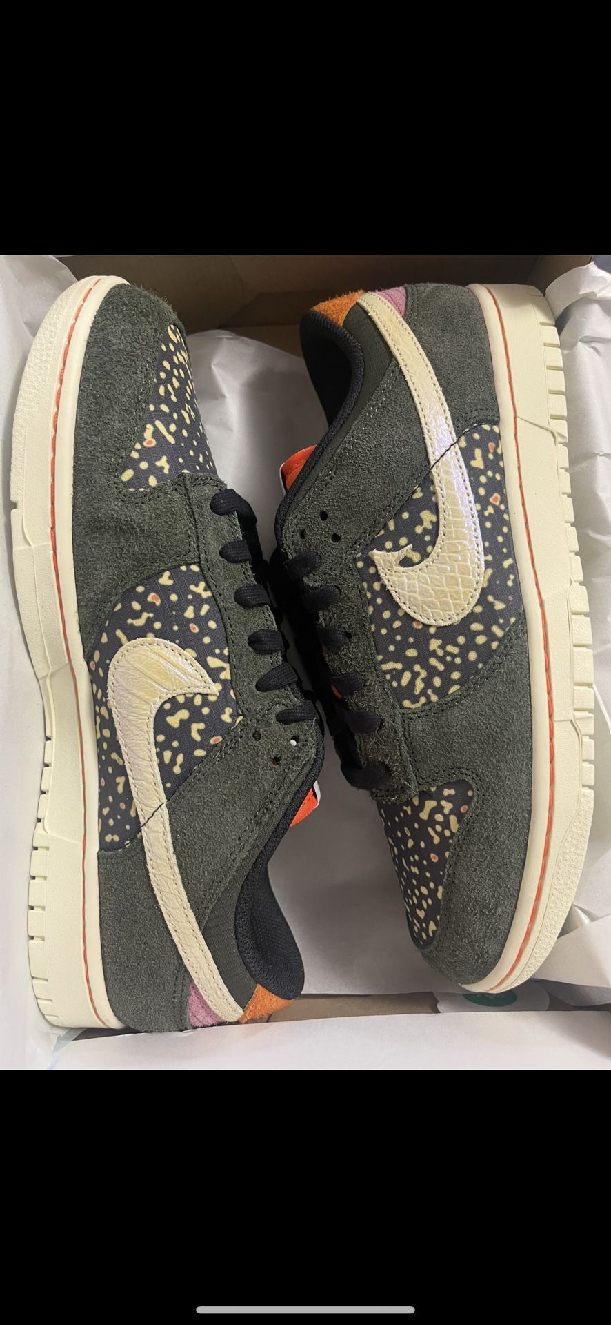 DS NIKE DUNK LOW GONE FISHING SIZE 9    