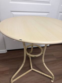 Metal table