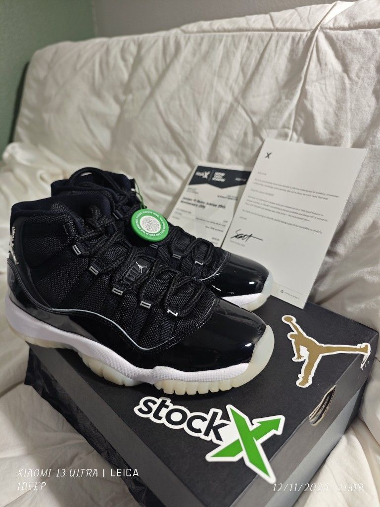 Air Jordan 11 - Jubilee - Size 5.5y