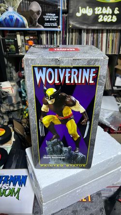Marvel Wolverine & Jean Grey Statues