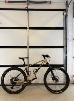 2021 Giant Fathom 2