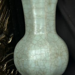 CHINESE GAZED CRACKLED CELADON VASE