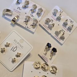 Wholesale 14K gold plated items. I also have other items such as chains, bracelets, and earrings.