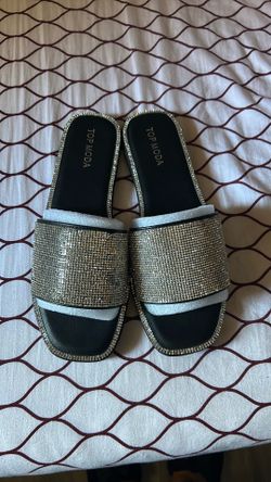 Black,  size 9