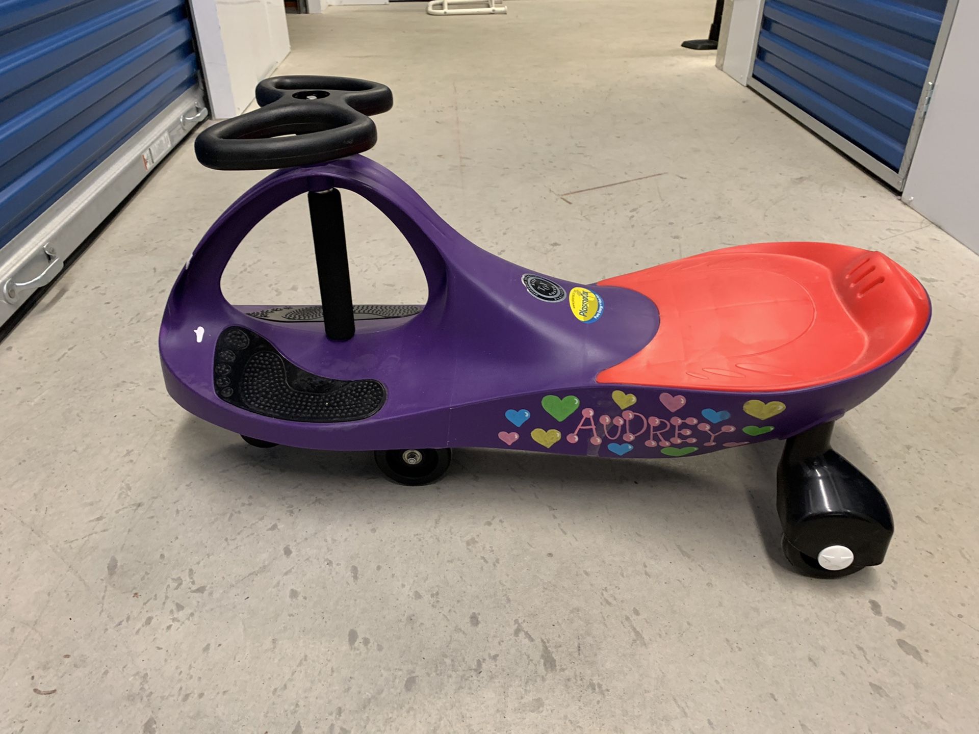 Kids gravity scooter