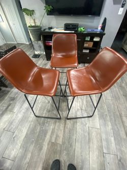 3  bar stools