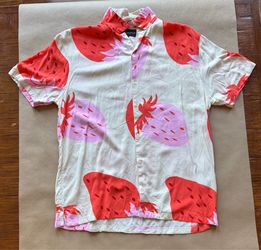 No Boundaries Men’s (M) Rayon Pink Button Shirt Strawberries Cream Summer Spring