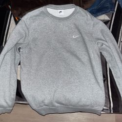 Nike Crew Neck Sweater Gray