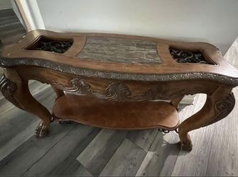 Michael Amini Console, Entry Table