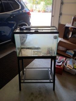 20 Gallon Aquarium With Stand And Accessories
