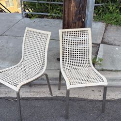 Free Chairs
