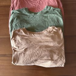 Goodfellow Men’s T-Shirt  Medium