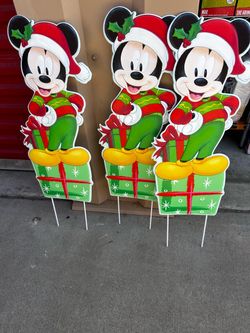 Mickey Mouse Christmas Yard Stakes Set Of 3