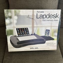 Lapdesk Sofia + Sam
