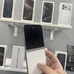 Samsung Galaxy Z Flip 7 FE UNLOCKED 256gb