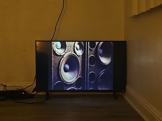 Vizio Flat Screen LED TV