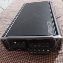 🟨FOR   SALE   2  AMPLIFIERS  CAR  AUDIO 🟧 (  NEGOTIABLE )🟥  PRICE  AND  SPECIFICATIONS 👇👇