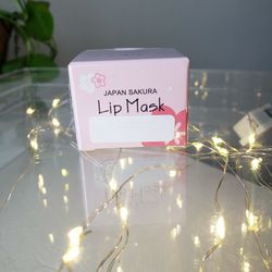 Lip Mask