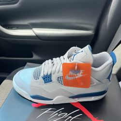 Nike Air Jordan Retro 4  8.5