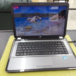 READY TO USE!! 15" HP CORE i3 * Win 10!! GREAT Condition!! Laptop Computer